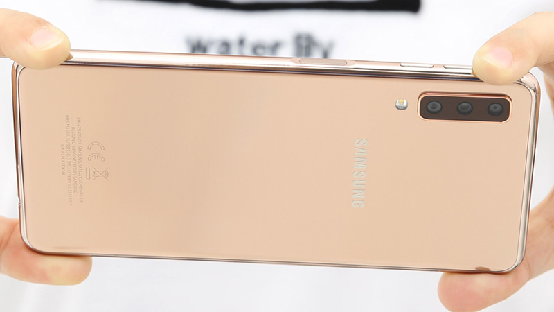 samsung-galaxy-a7-2018 samsung-galaxy-a7-2018
