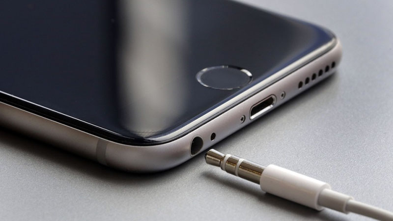 iPhone iPhone