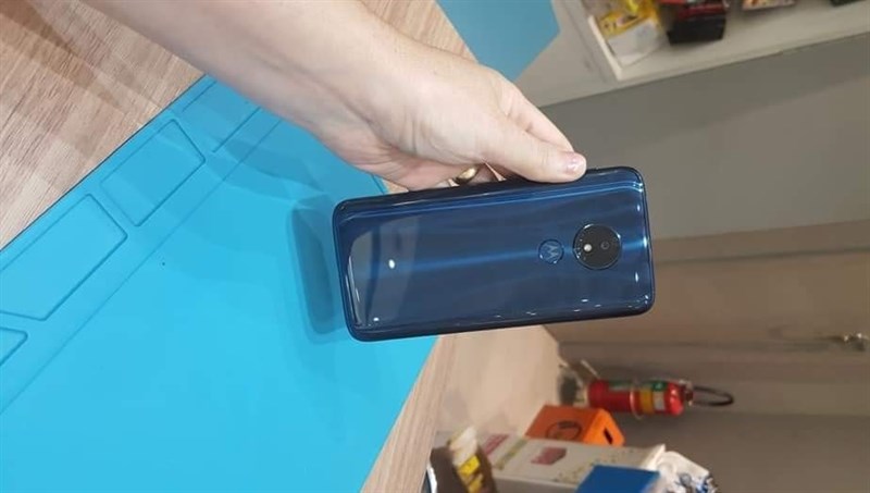 Moto G7 Power lộ ảnh thực tế, xác nhận cấu hình và giá bán tại Brazil Moto G7 Power lộ ảnh thực tế, xác nhận cấu hình và giá bán tại Brazil