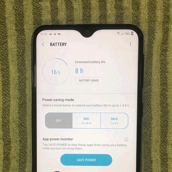 Galaxy M20 lộ thêm nhiều ảnh thực tế với màn hình Infinity-V Galaxy M20 lộ thêm nhiều ảnh thực tế với màn hình Infinity-V