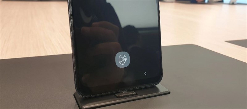 Trên tay Galaxy A30, Galaxy A50 Trên tay Galaxy A30, Galaxy A50