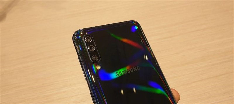 Trên tay Galaxy A30, Galaxy A50 Trên tay Galaxy A30, Galaxy A50