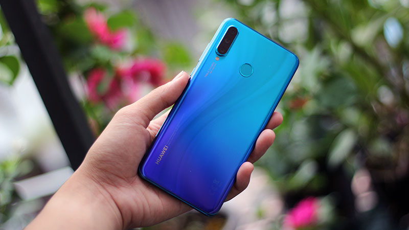 Trên tay và đánh giá nhanh Huawei P30 Lite đầu tiên tại Việt Nam