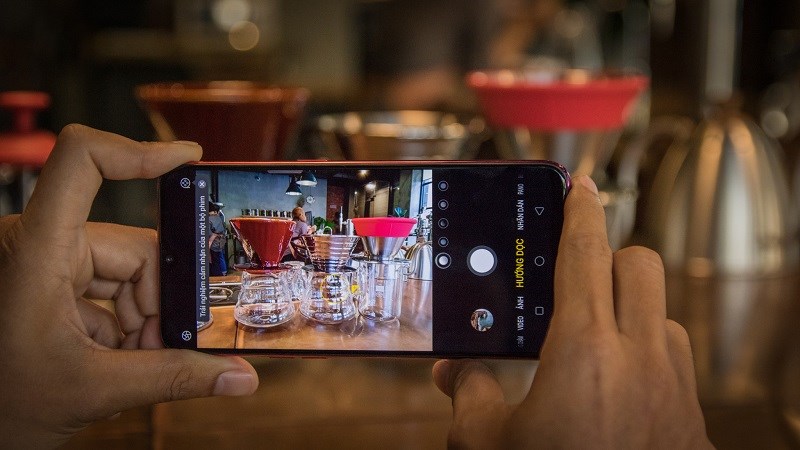 OPPO F9 OPPO F9