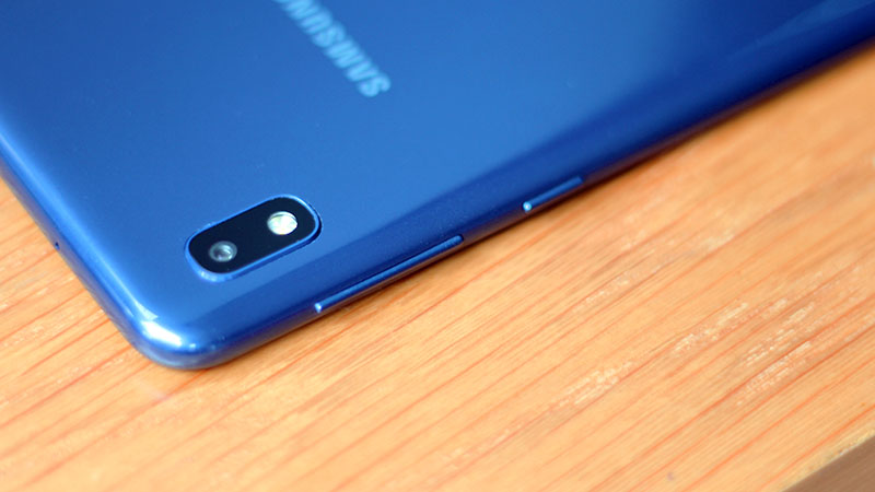 Trên tay Galaxy A10 Trên tay Galaxy A10