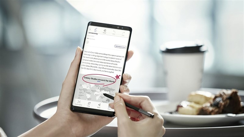 Mừng đại lễ, smartphone, tablet, đồng hồ Samsung giảm lớn đến 3 triệu đồng