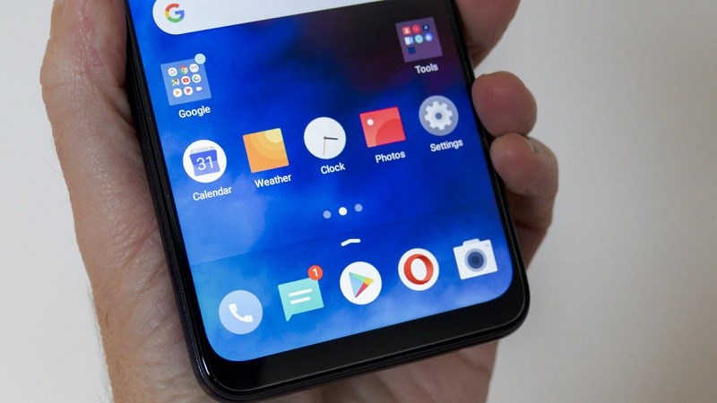 Smartphone Realme mới với màn hình không notch xuất hiện trên TENAA