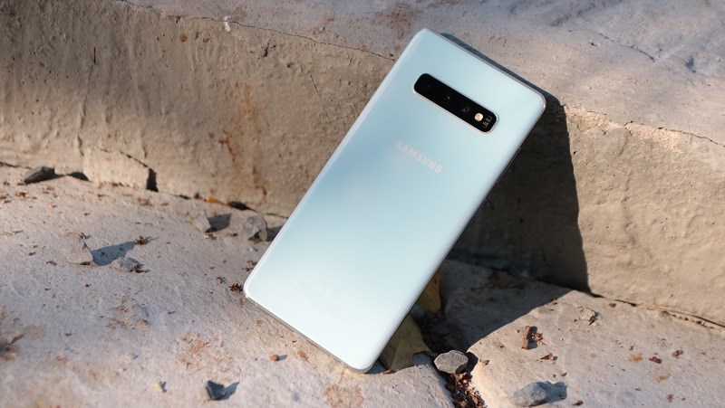 Siêu phẩm Galaxy S10 bất ngờ được giảm giá sốc