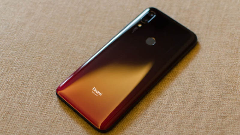 Redmi-7 màu đỏ Redmi-7 màu đỏ