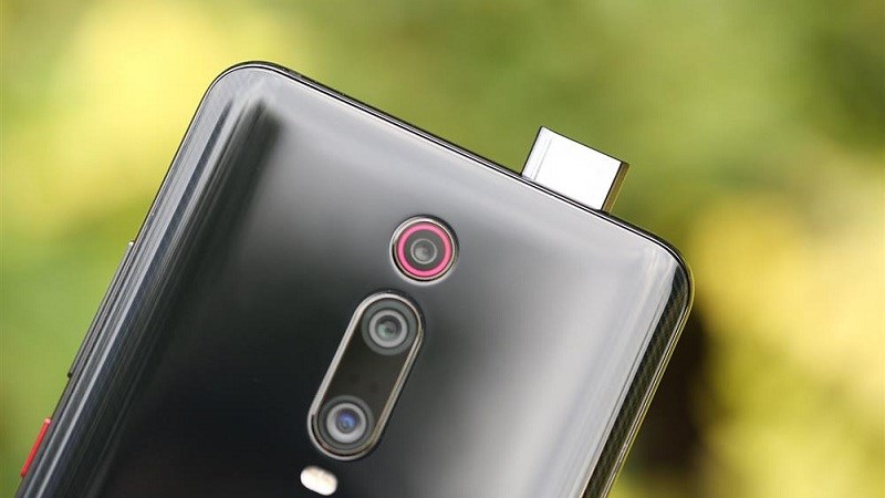 Trên tay Redmi K20 Pro: Camera selfie pop-up, 3 camera sau, giá 8.4 triệu