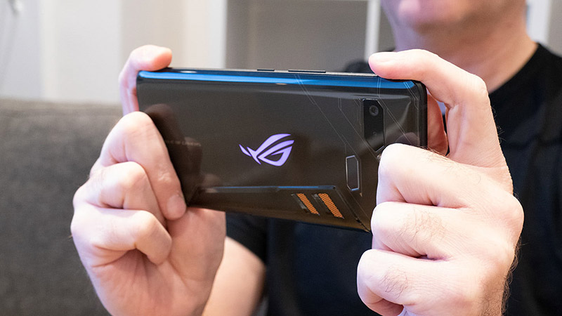 ASUS ROG Phone 2 sẽ sở hữu màn hình 120Hz, ra mắt vào tháng tới