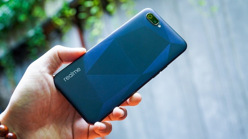 realme C2