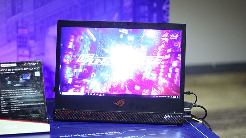 Asus ROG Mothership GZ700