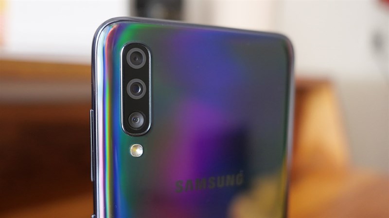 Smartphone Samsung tích hợp camera 64MP sẽ sớm trình làng