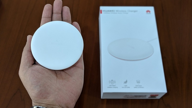 Bộ sạc không dây nhanh nhất thế giới của Huawei có mặt tại FCC