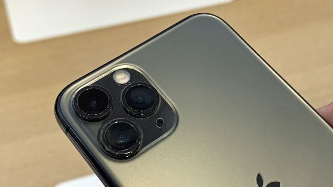 Trên tay và đánh giá nhanh iPhone 11 Pro / Pro Max Trên tay và đánh giá nhanh iPhone 11 Pro / Pro Max