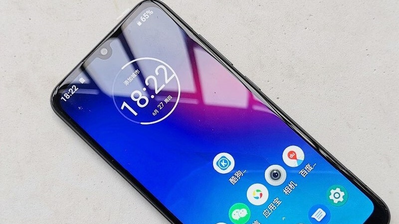 Moto E6 Plus với màn hình giọt nước lộ ảnh thực tế Moto E6 Plus với màn hình giọt nước lộ ảnh thực tế