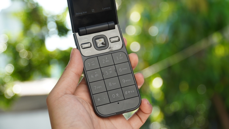 Nokia 2720 Flip Nokia 2720 Flip