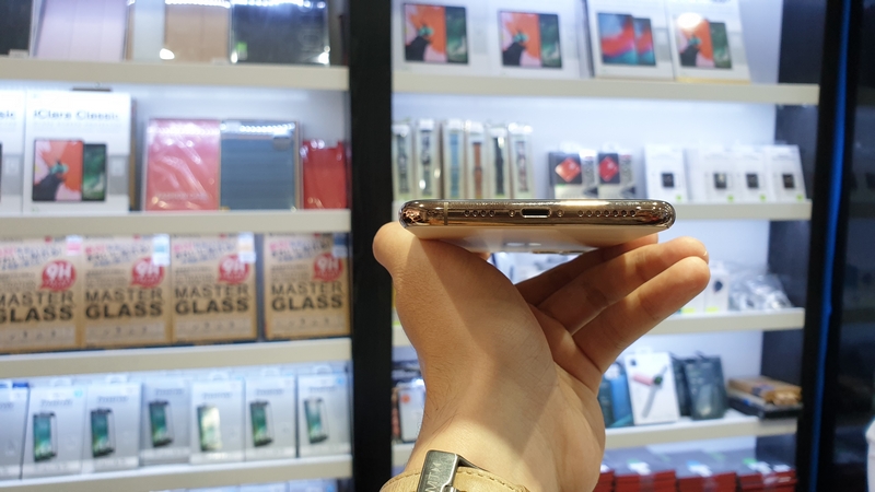 iPhone 11 Pro Max iPhone 11 Pro Max