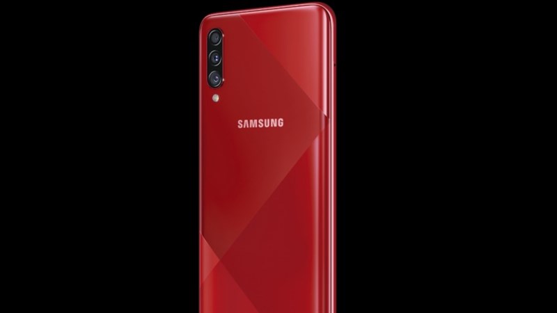 Samsung Galaxy A70s ra mắt: 3 camera 64MP, sạc nhanh 25W, giá hơn 9 triệu Samsung Galaxy A70s ra mắt: 3 camera 64MP, sạc nhanh 25W, giá hơn 9 triệu