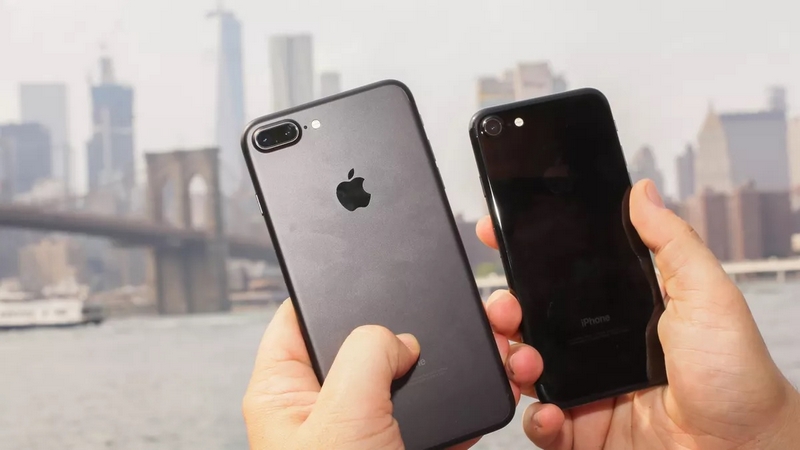 iPhone 7 Plus iPhone 7 Plus