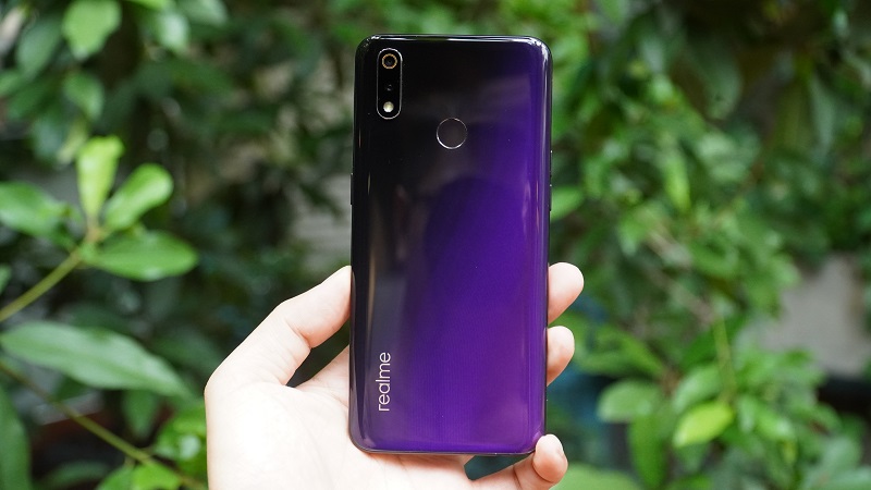 Realme 3 Pro điều chỉnh giá