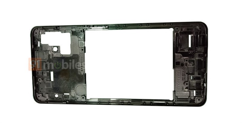 Lộ ảnh bộ khung Galaxy A51, xác nhận 4 camera mặt sau, có cổng USB-C, cổng âm thanh 3.5 mm