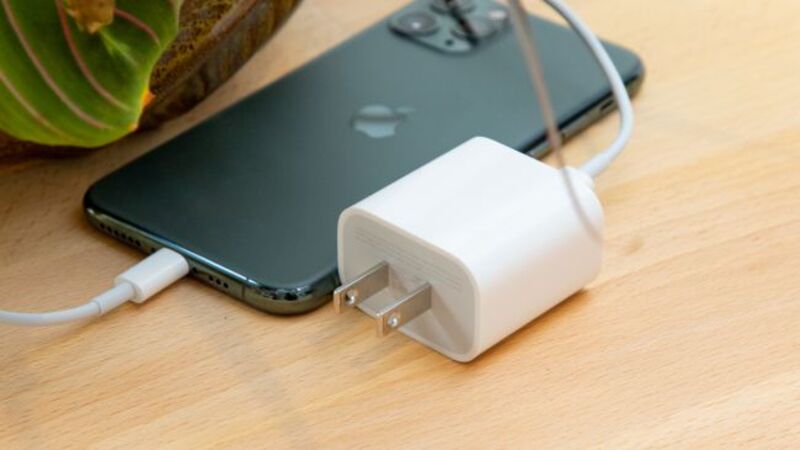 iPhone 11 Pro sạc nhanh iPhone 11 Pro sạc nhanh
