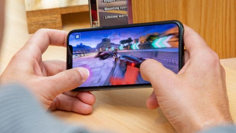 iPhone 11 Pro chơi game iPhone 11 Pro chơi game