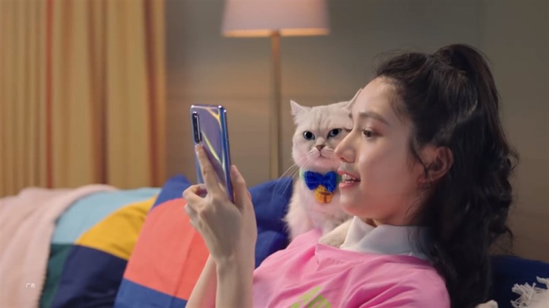 Huawei Nova 6 có camera selfie kép 32MP, với khả năng tự động lấy nét