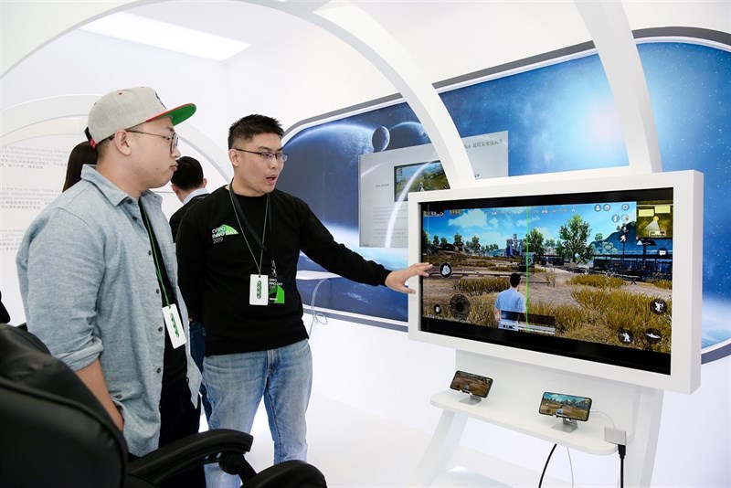 OPPO lần đầu tung hàng loạt thiết bị thông minh đa dạng, đón đầu kỷ nguyên công nghệ 5G, AR, IoT tại sự kiện INNO DAY