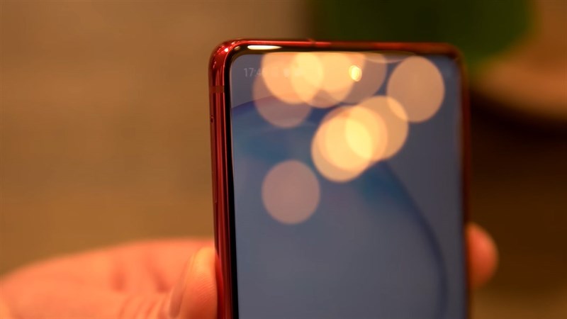 cạnh trái cạnh trái