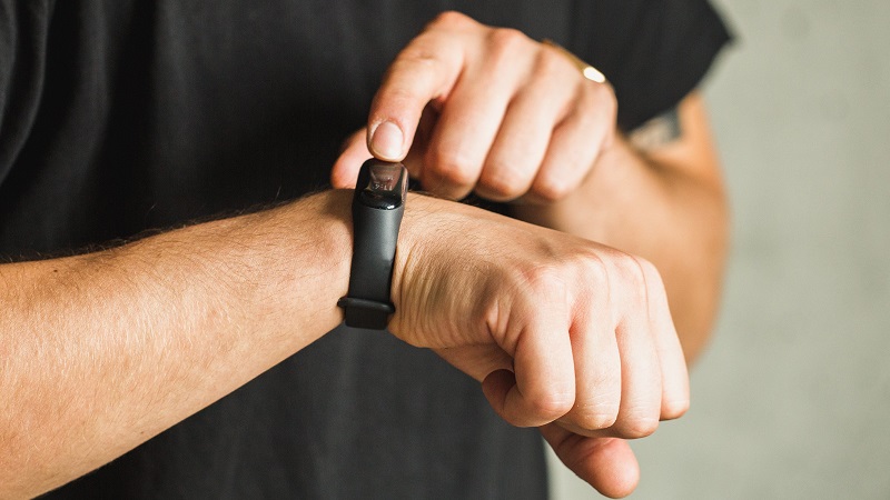 Nhờ có NFC, Xiaomi Mi Band 5 sẽ được trang bị tính năng được rất nhiều người mong đợi