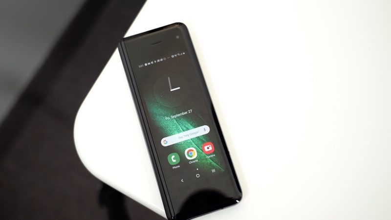Galaxy Fold tương lai của smartphone Galaxy Fold tương lai của smartphone