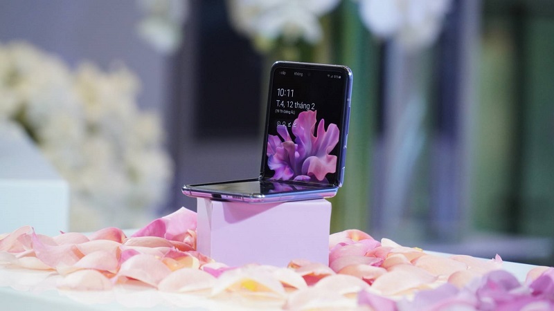 Đặt trước Samsung Galaxy Z Flip Đặt trước Samsung Galaxy Z Flip