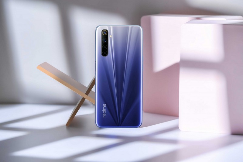 Realme 6 và Realme 6 Pro ra mắt: 4 camera 64MP, sạc nhanh 30W, màn hình 90Hz mà giá bán chỉ từ 4.1 triệu đồng Realme 6 và Realme 6 Pro ra mắt: 4 camera 64MP, sạc nhanh 30W, màn hình 90Hz mà giá bán chỉ từ 4.1 triệu đồng