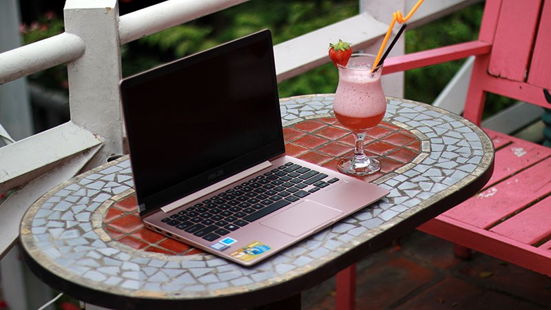 laptop cao cấp