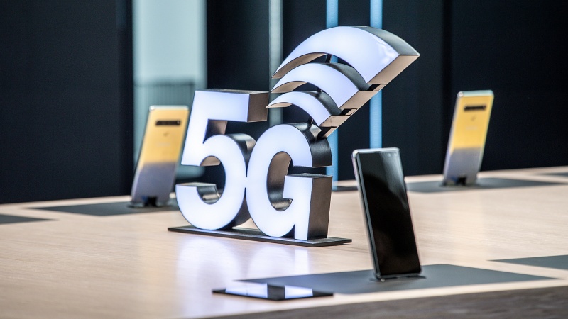 Quý 1/2020: Thị trường smartphone 5G toàn cầu tăng trưởng bất chấp dịch COVID-19, bạn đoán thử xem hãng nào đang dẫn đầu ngành?