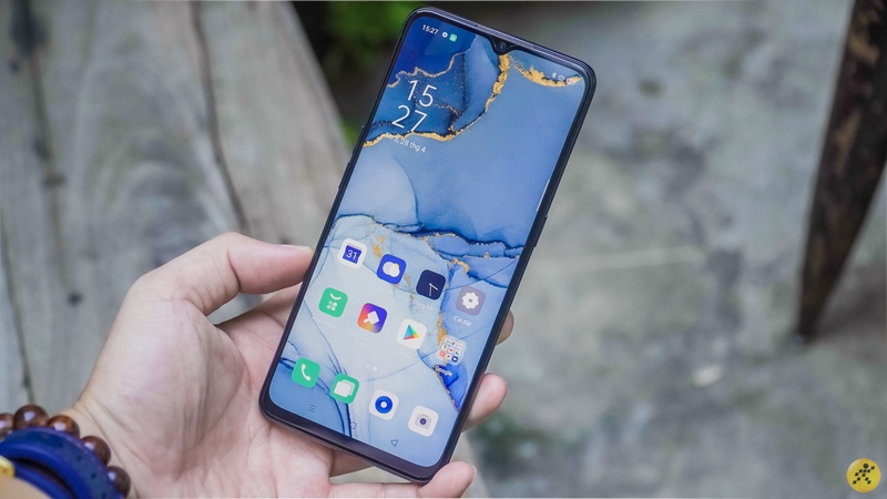 OPPO Reno3