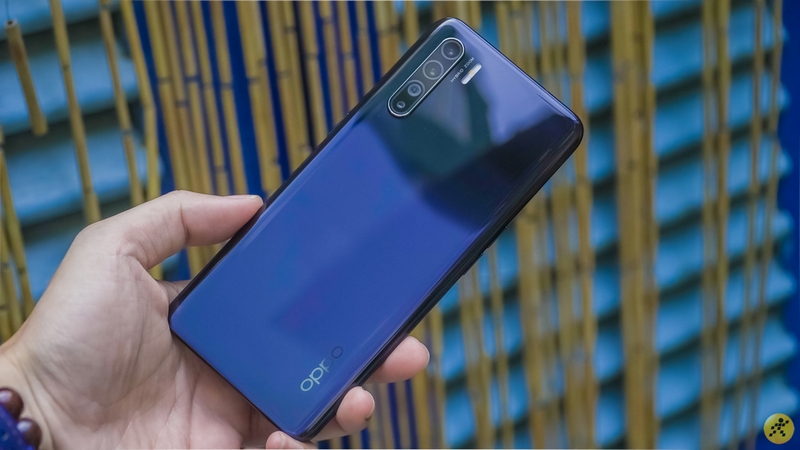 OPPO Reno3