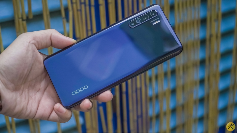 OPPO Reno3