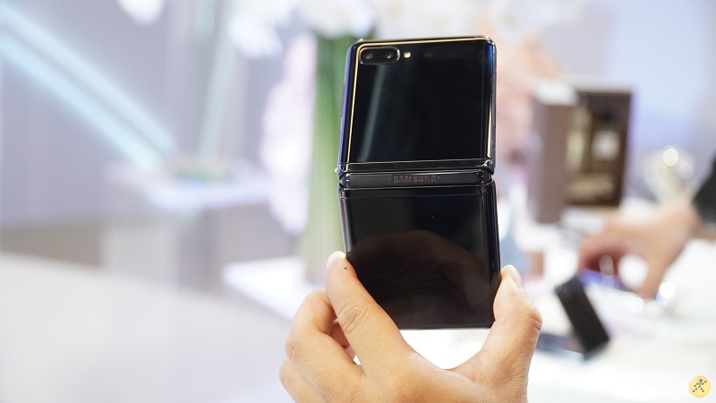 Galaxy Z Flip chuẩn bị có thêm phiên bản 5G và màu sắc mới Galaxy Z Flip chuẩn bị có thêm phiên bản 5G và màu sắc mới
