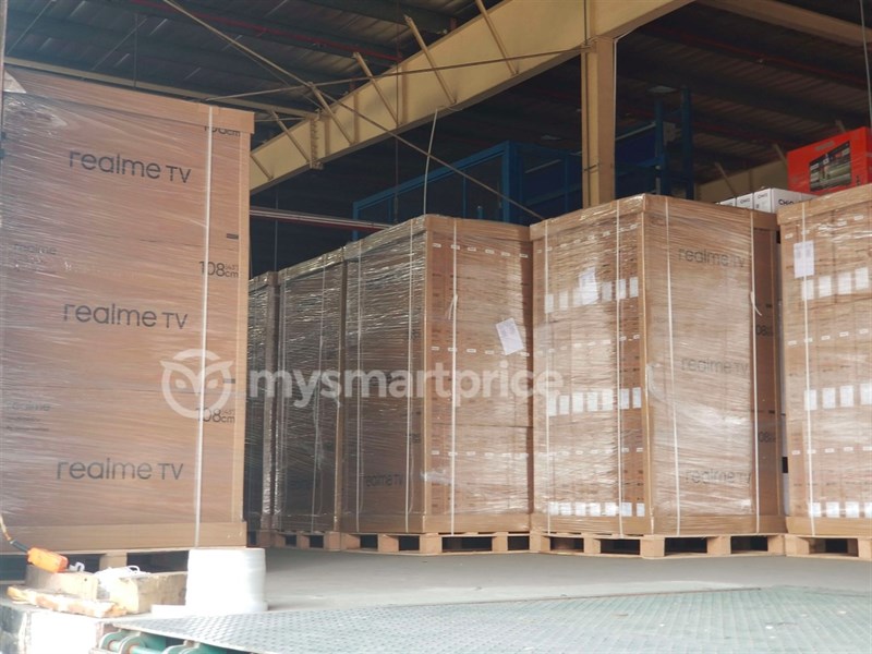 Bao bì TV Realme đây rồi Bao bì TV Realme đây rồi