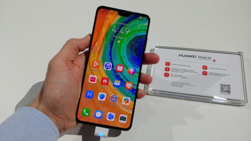 Bên trong Huawei Mate 30 5G chỉ có 1% linh kiện Mỹ, bạn nghĩ số còn lại đến từ nước nào?