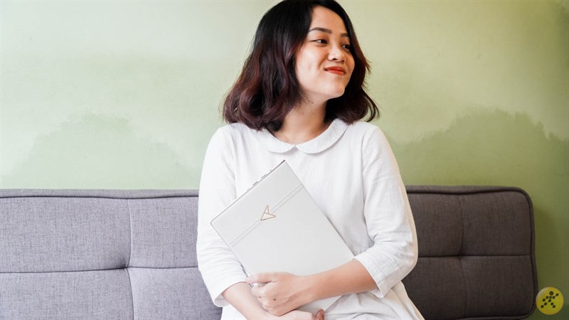 ZenBook 30 Edition cùng mẫu ZenBook 30 Edition cùng mẫu