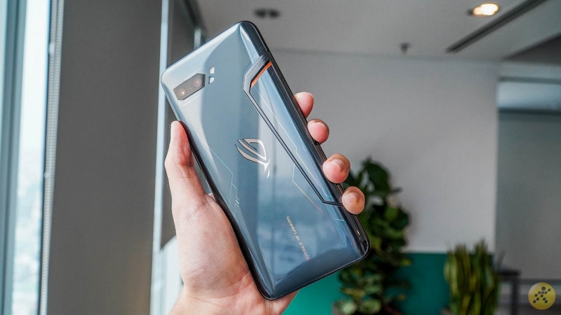 Flagship ASUS Zenfone 7 và ROG Phone III sẽ ra mắt vào tháng 7, anh em game thủ lại có cái để mong chờ rồi