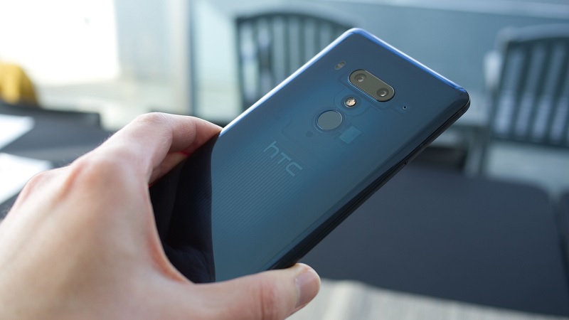 Trên tay HTC U12+ Trên tay HTC U12+
