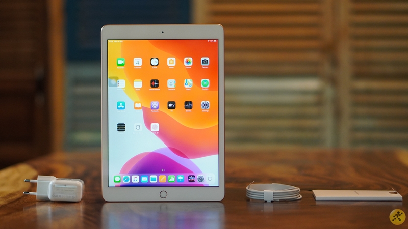 Dịch bệnh Covid-19 khiến máy tính bảng bán chạy hơn, LG được Apple yêu cầu tăng cường sản xuất màn hình LCD cho iPad Dịch bệnh Covid-19 khiến máy tính bảng bán chạy hơn, LG được Apple yêu cầu tăng cường sản xuất màn hình LCD cho iPad