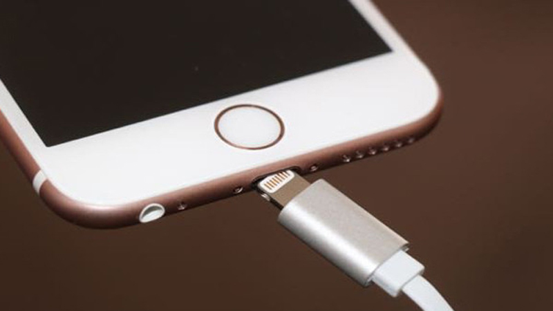 Khắc phục lỗi iPhone không sạc được Khắc phục lỗi iPhone không sạc được