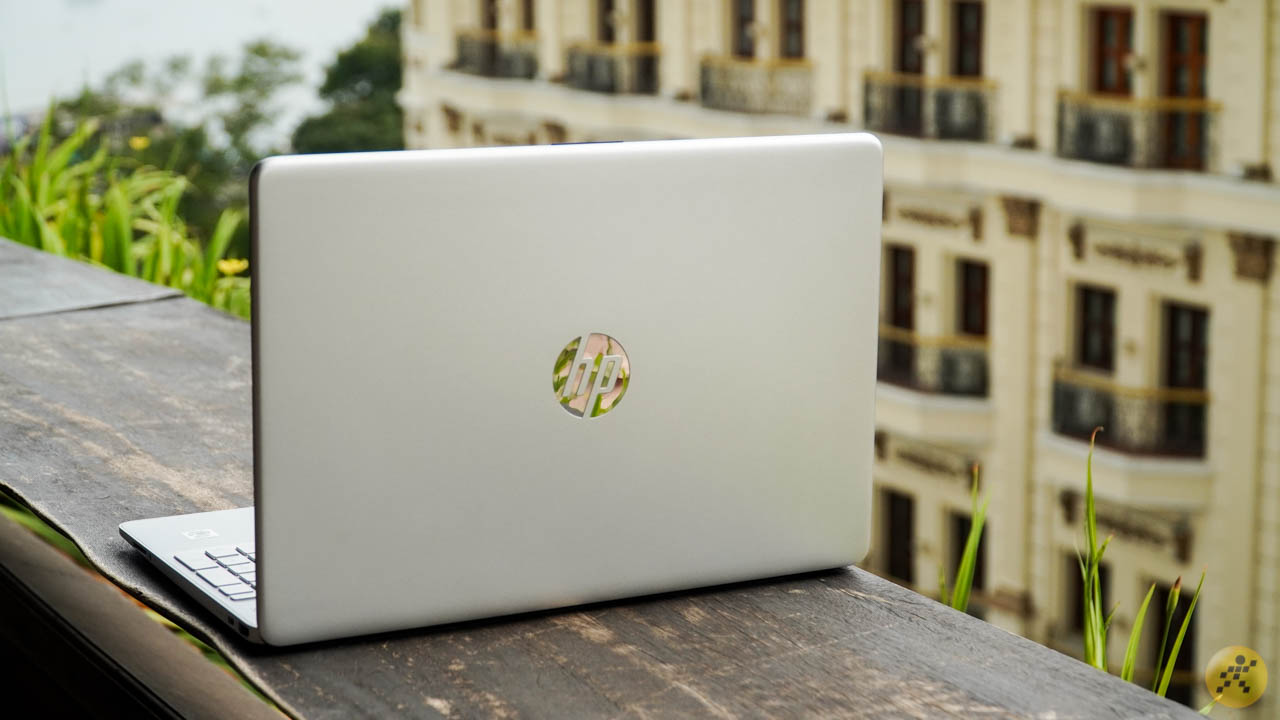Thiết kế tổng thể của HP 15s fq1111TU Thiết kế tổng thể của HP 15s fq1111TU